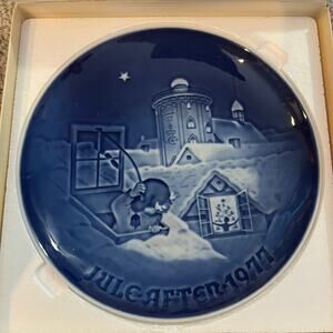 Copenhagen Porcelain Collectibles Plate Jule After 1977 Christmas